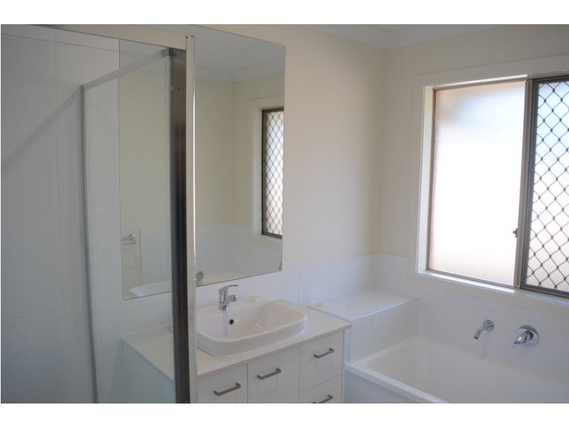 45/13 Andersson Court, Highfields QLD 4352