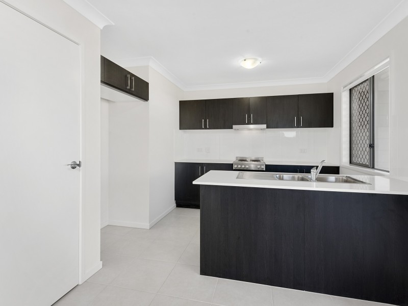 12A Dove Crescent, Kleinton QLD 4352