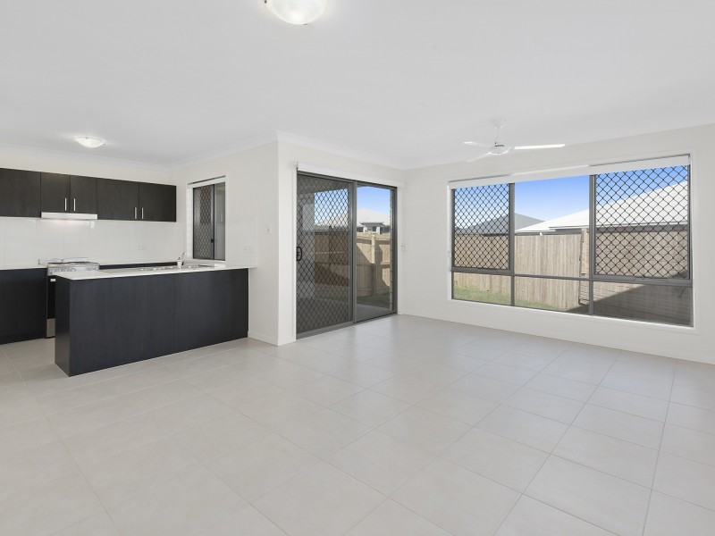 12A Dove Crescent, Kleinton QLD 4352