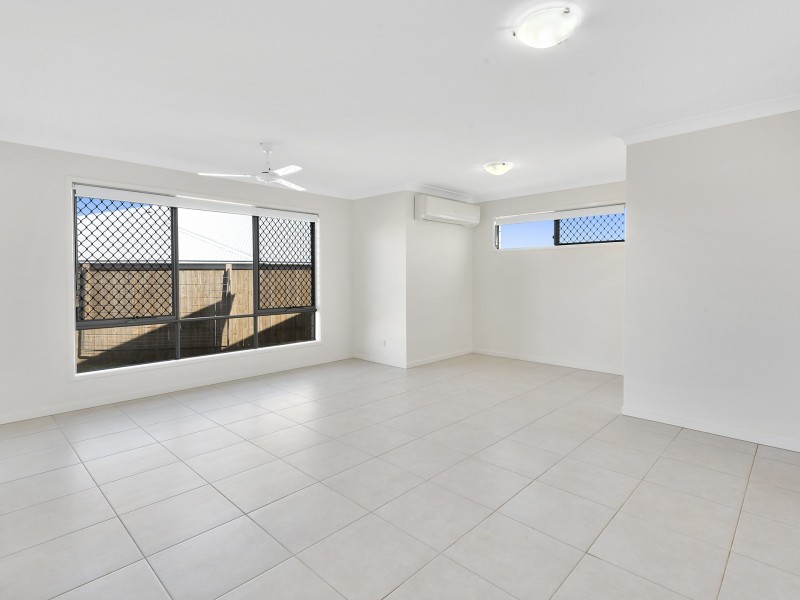 12A Dove Crescent, Kleinton QLD 4352