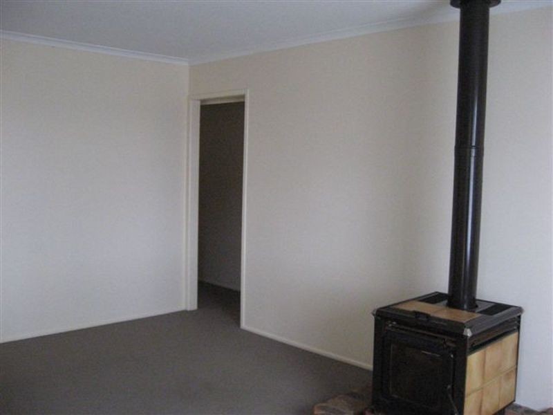 390 Hume Street, Kearneys Spring QLD 4350