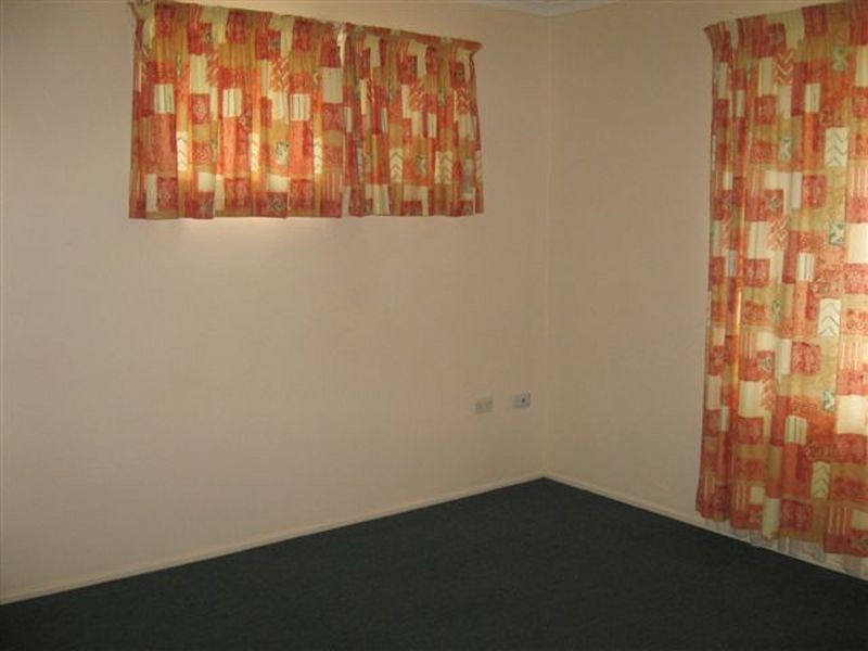 390 Hume Street, Kearneys Spring QLD 4350