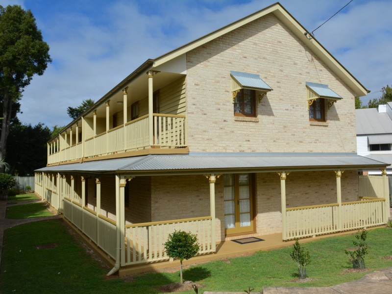 1/4 Creek Street, East Toowoomba QLD 4350