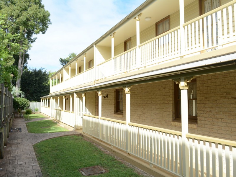 1/4 Creek Street, East Toowoomba QLD 4350
