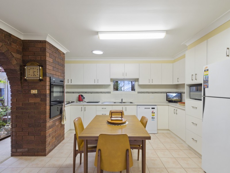 8 Troys Road, Torrington QLD 4350