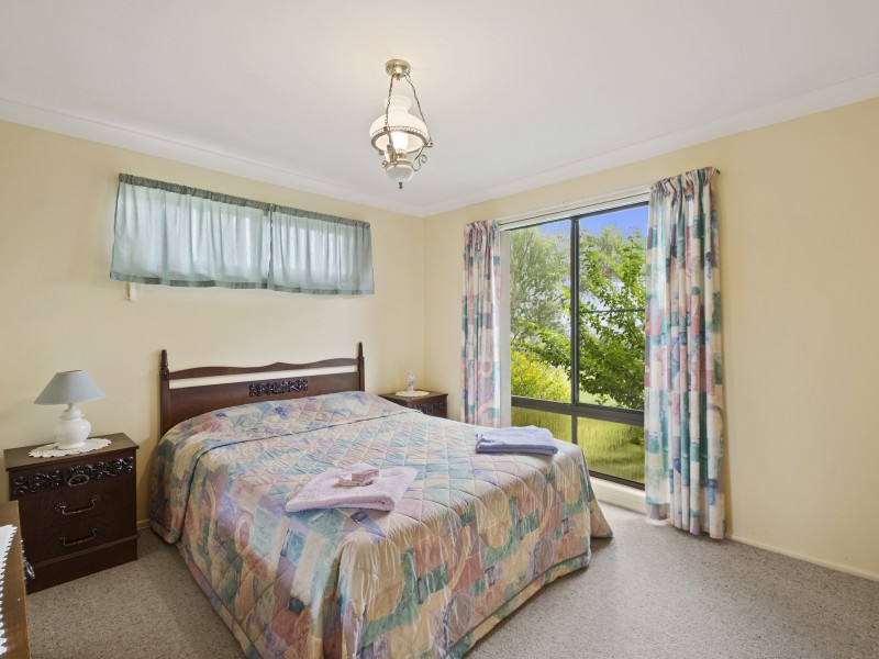 8 Troys Road, Torrington QLD 4350