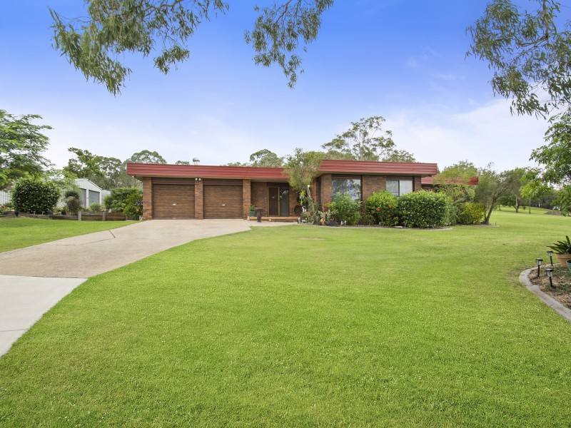 8 Troys Road, Torrington QLD 4350