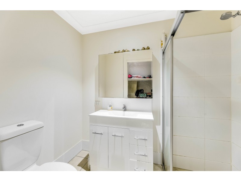 1&2/108A James Street, South Toowoomba QLD 4350