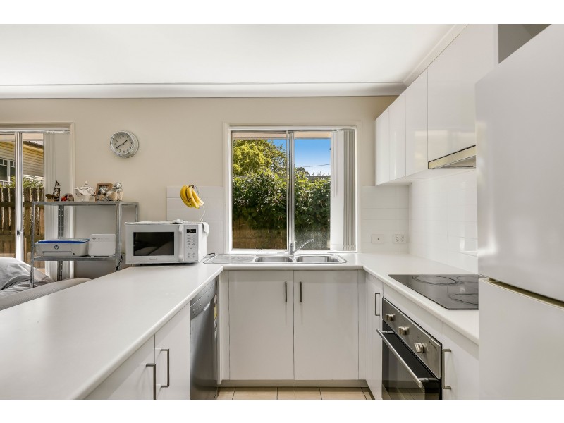 1&2/108A James Street, South Toowoomba QLD 4350