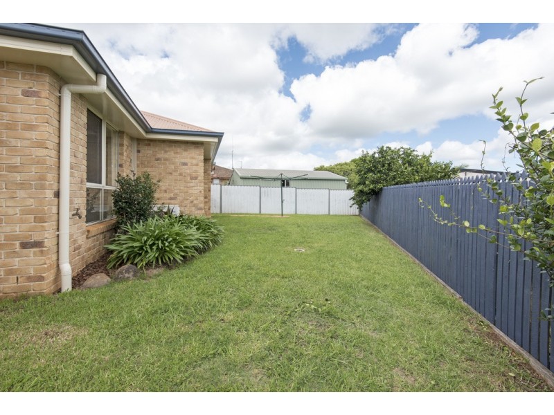 3 Florence Street, Harristown QLD 4350