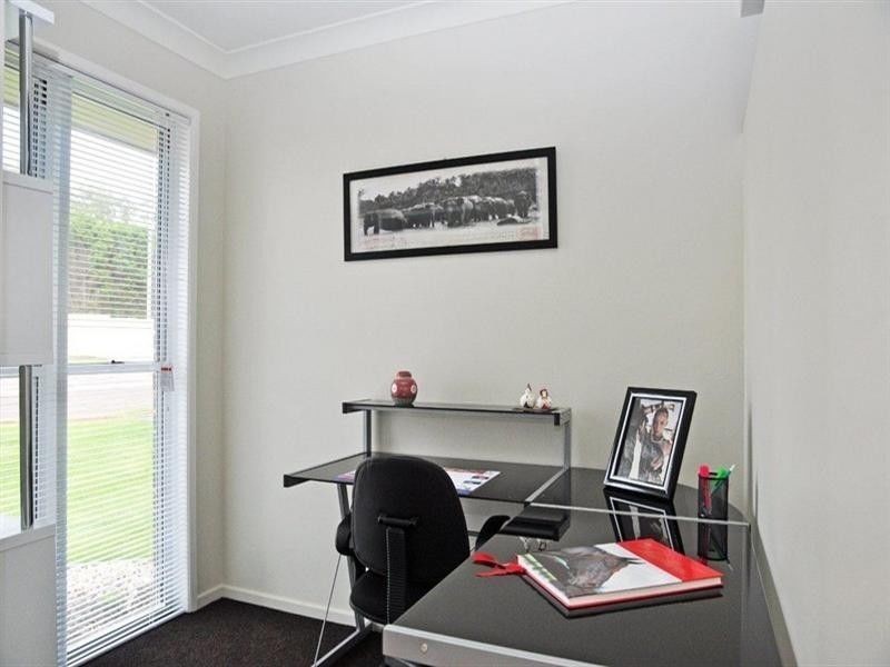 7 Blades Court, Middle Ridge QLD 4350