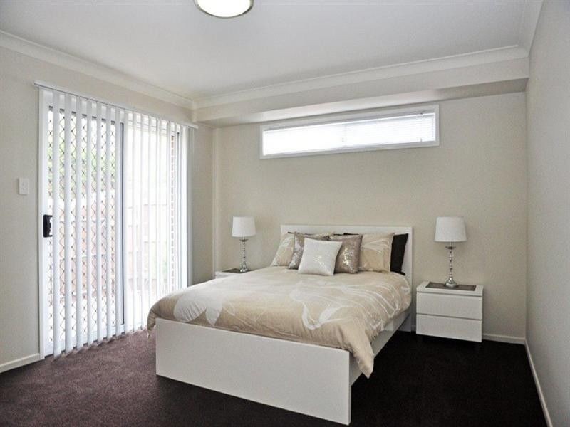 7 Blades Court, Middle Ridge QLD 4350