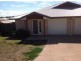 2/17 Winning Street, Glenvale QLD 4350