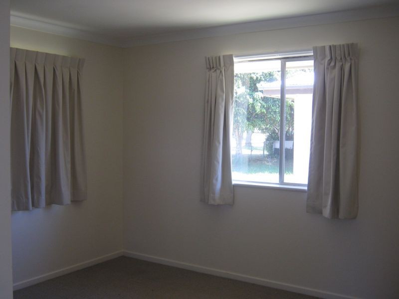 40 Hoey Street, Kearneys Spring QLD 4350