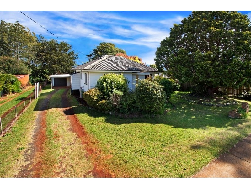 355 Hume Street, South Toowoomba QLD 4350