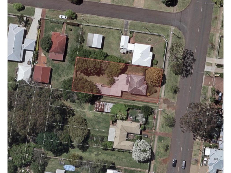 355 Hume Street, South Toowoomba QLD 4350