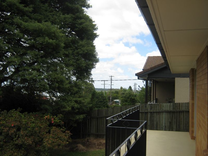 41 Jellicoe Street, Mount Lofty QLD 4350