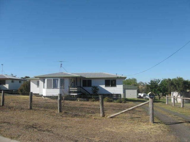 5 Catherine Crescent, Kingsthorpe QLD 4400
