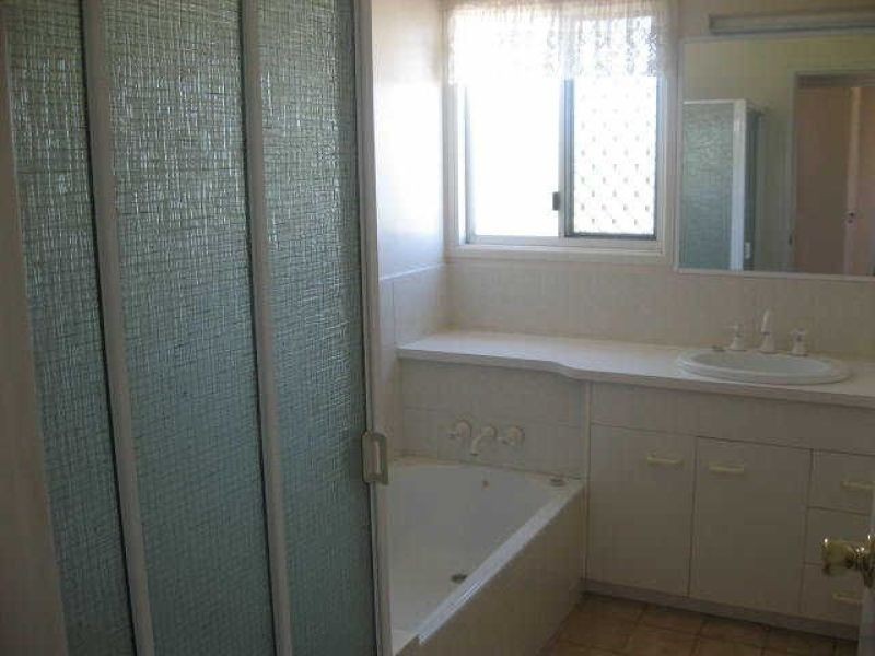 5 Catherine Crescent, Kingsthorpe QLD 4400