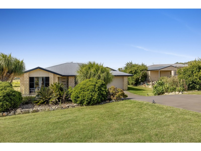 12 Roderick Drive, Cotswold Hills QLD 4350