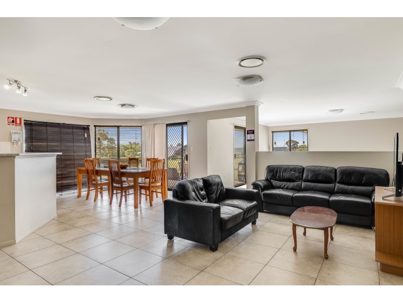 12 Roderick Drive, Cotswold Hills QLD 4350