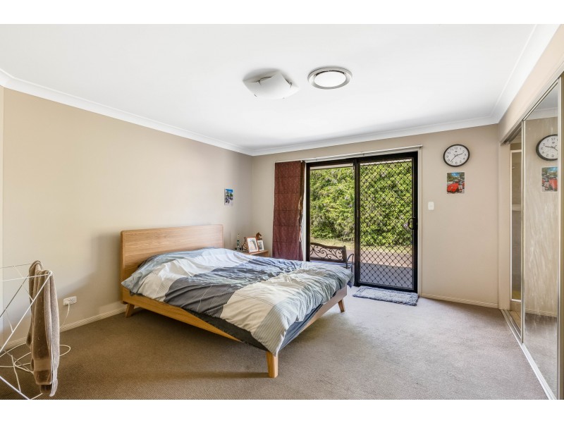 12 Roderick Drive, Cotswold Hills QLD 4350