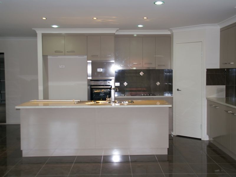 15 Pearl Court, Rangeville QLD 4350