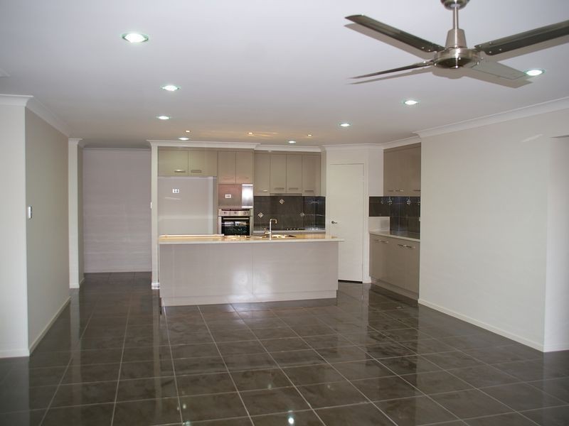 15 Pearl Court, Rangeville QLD 4350