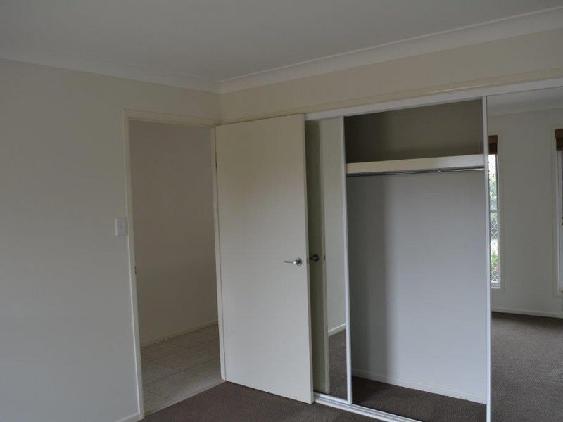 1/2 Meagan Close, Kearneys Spring QLD 4350