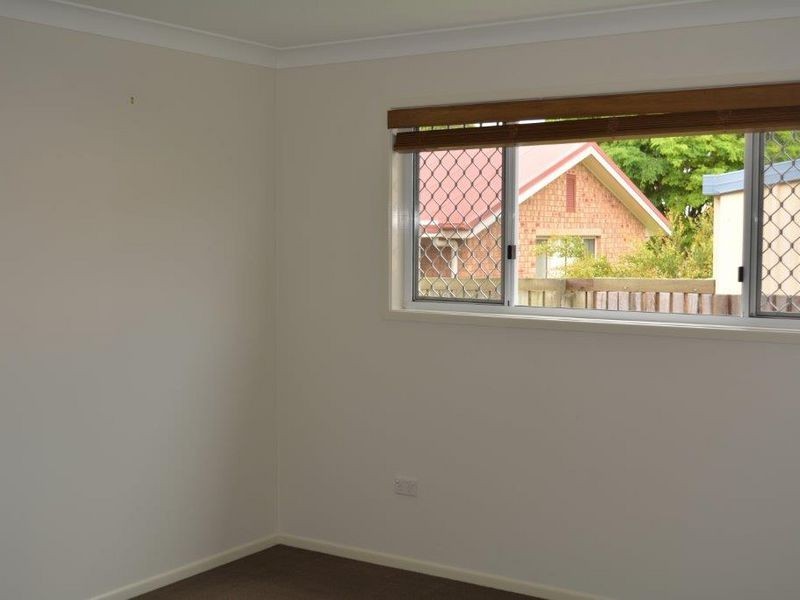 1/2 Meagan Close, Kearneys Spring QLD 4350