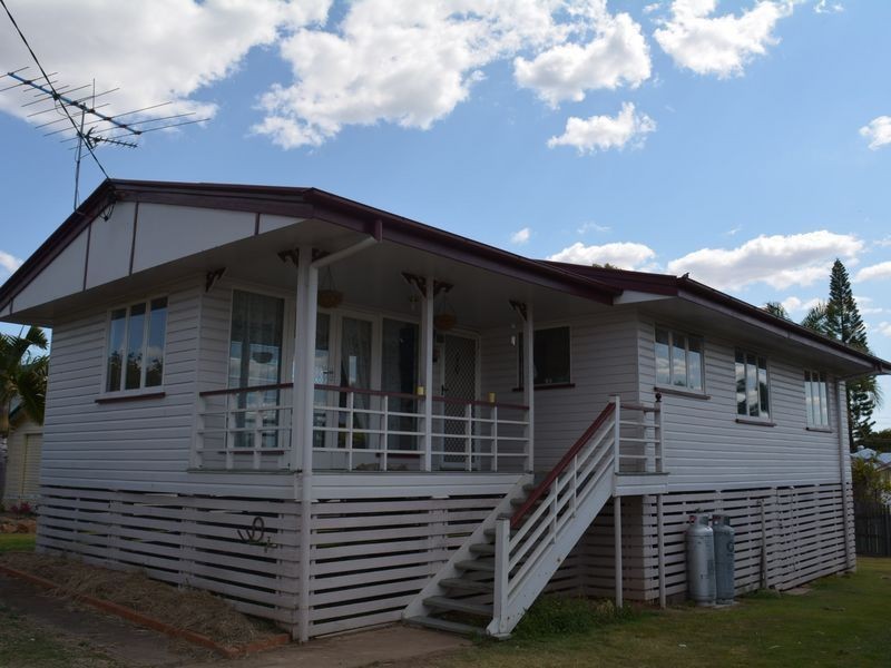 7 Hill Street, Gatton QLD 4343