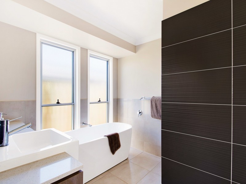 30 Entabeni Drive, Kearneys Spring QLD 4350