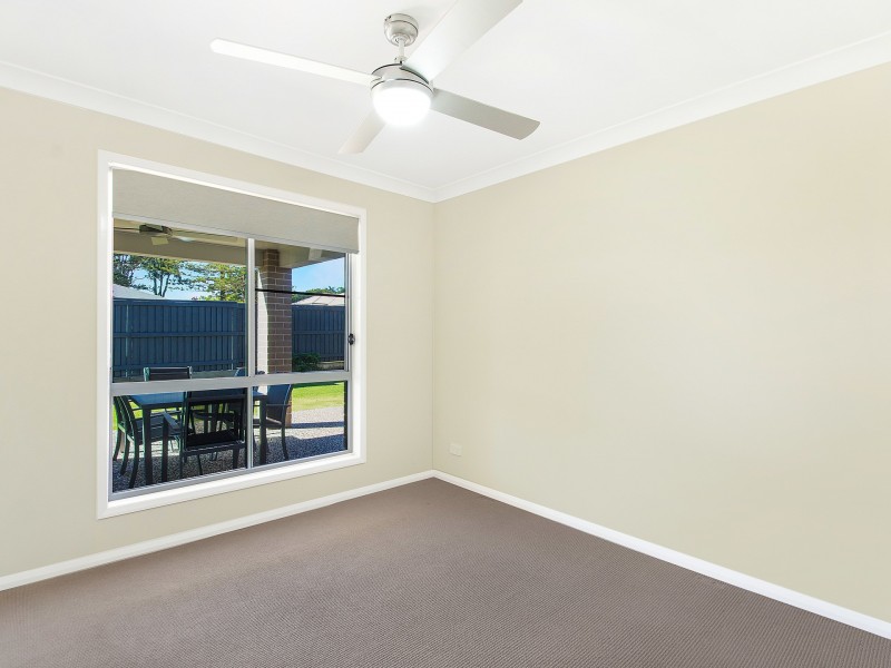 30 Entabeni Drive, Kearneys Spring QLD 4350