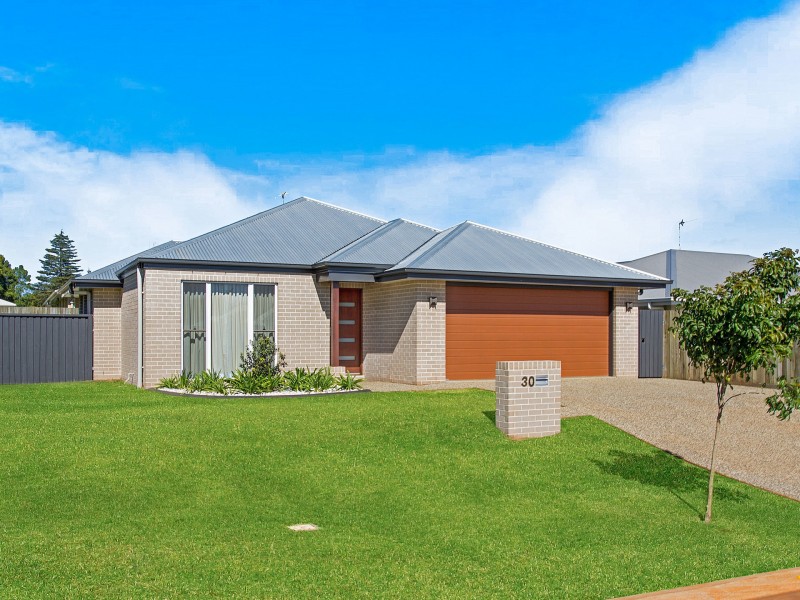 30 Entabeni Drive, Kearneys Spring QLD 4350