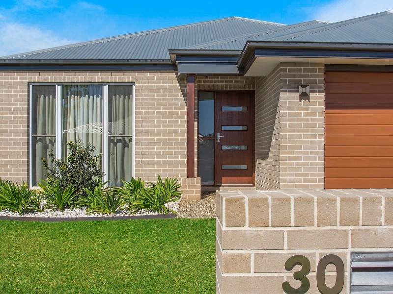 30 Entabeni Drive, Kearneys Spring QLD 4350