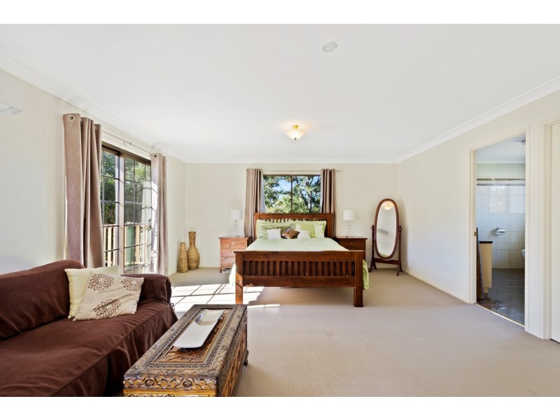 318 Hursley Road, Glenvale QLD 4350