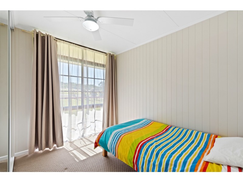 318 Hursley Road, Glenvale QLD 4350