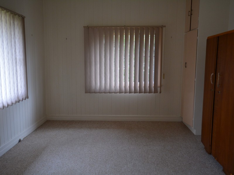 15 Kenilworth Street, North Toowoomba QLD 4350