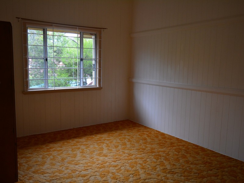 15 Kenilworth Street, North Toowoomba QLD 4350