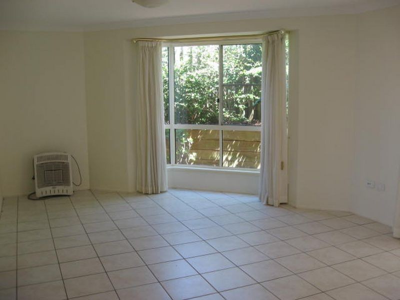 18/279 Mackenzie Street, Middle Ridge QLD 4350