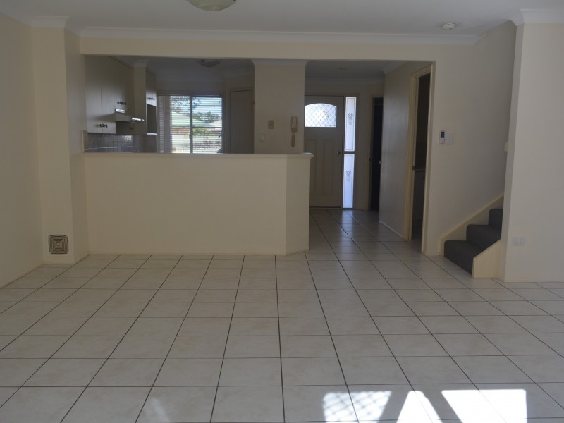 18/279 Mackenzie Street, Middle Ridge QLD 4350