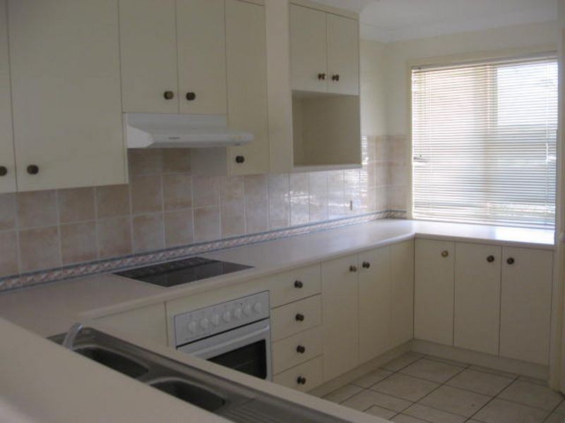 18/279 Mackenzie Street, Middle Ridge QLD 4350