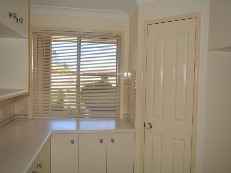 18/279 Mackenzie Street, Middle Ridge QLD 4350