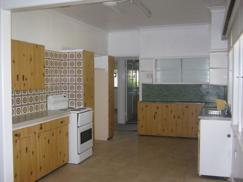 259 Herries Street, Newtown QLD 4350