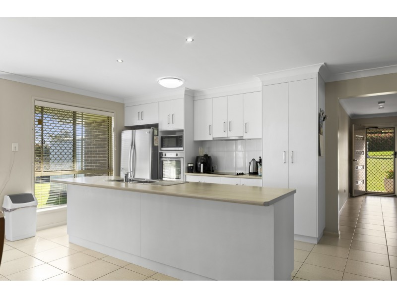 28 Kalimna Drive, Highfields QLD 4352