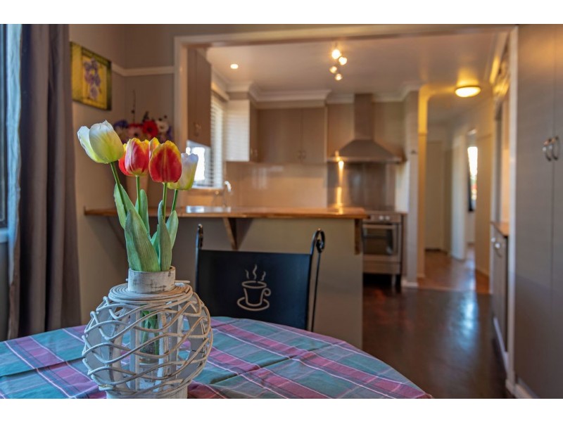 6 Boyett Street, Centenary Heights QLD 4350