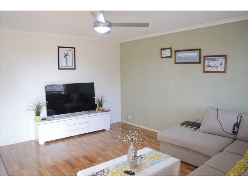 8 Kayser Court, Darling Heights QLD 4350