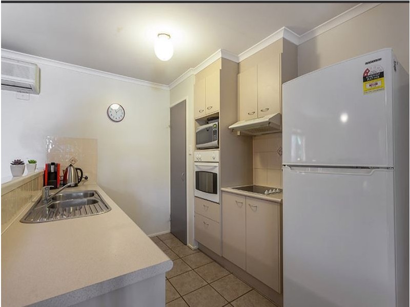8 Kayser Court, Darling Heights QLD 4350