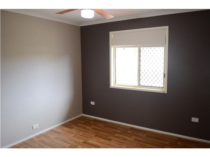 8 Kayser Court, Darling Heights QLD 4350