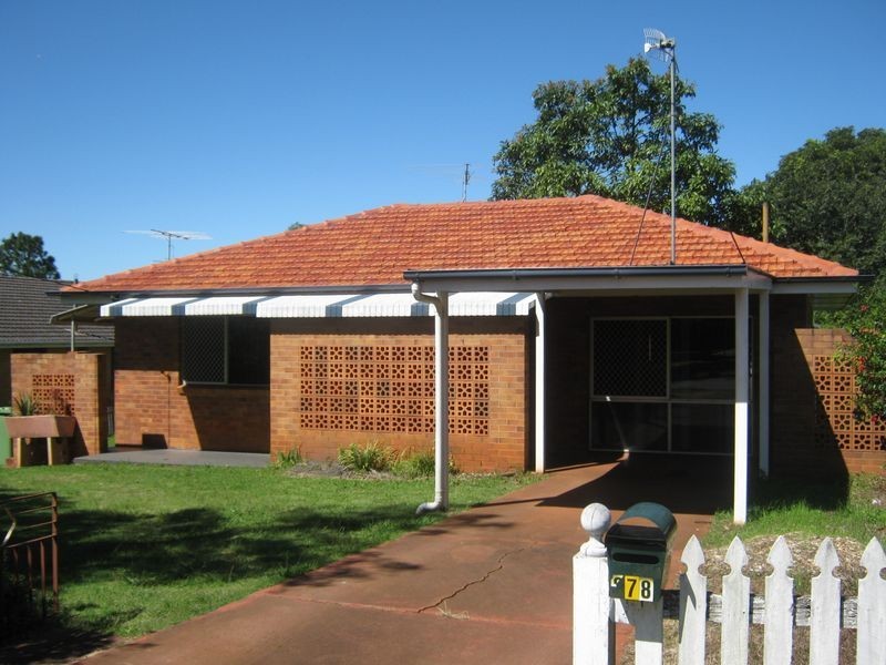 278 West, Kearneys Spring QLD 4350